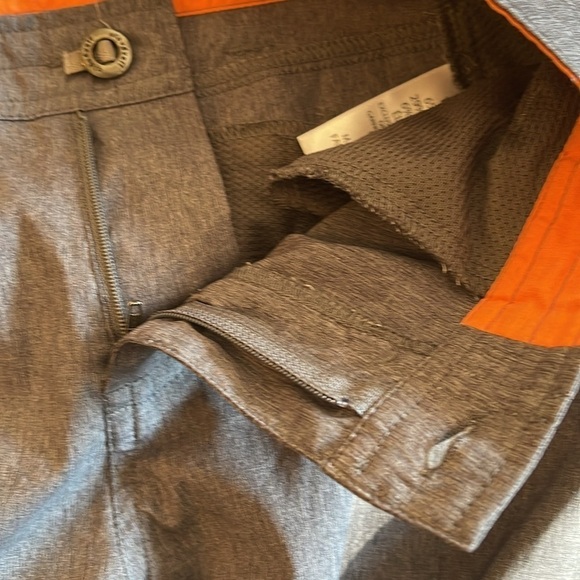 Cloudveil M wide leg light grey heathered pants with pockets and front zip - Picture 5 of 9